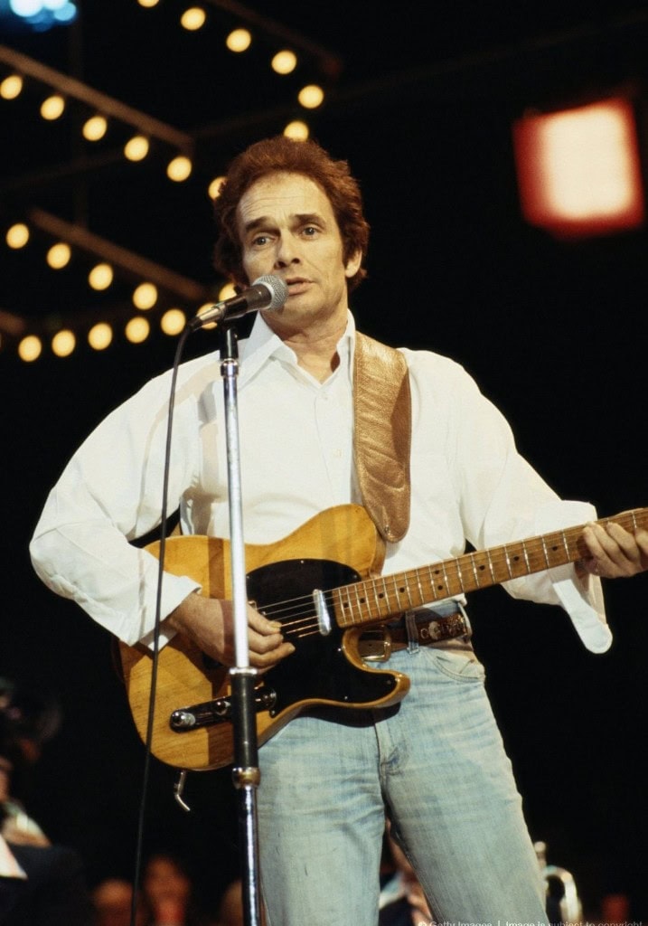 Merle Haggard performs “The Farmer’s Daughter” in Illinois in 1985.