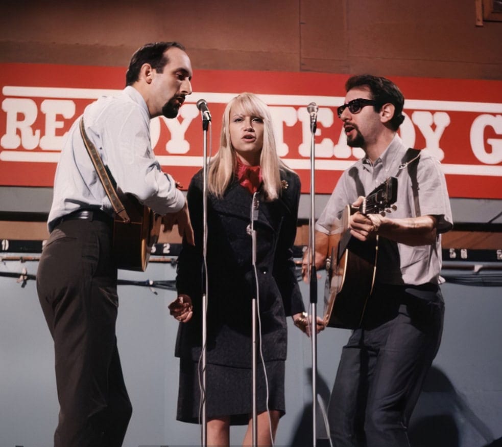 Peter, Paul and Mary “Blowing in the Wind” in New York 1978.